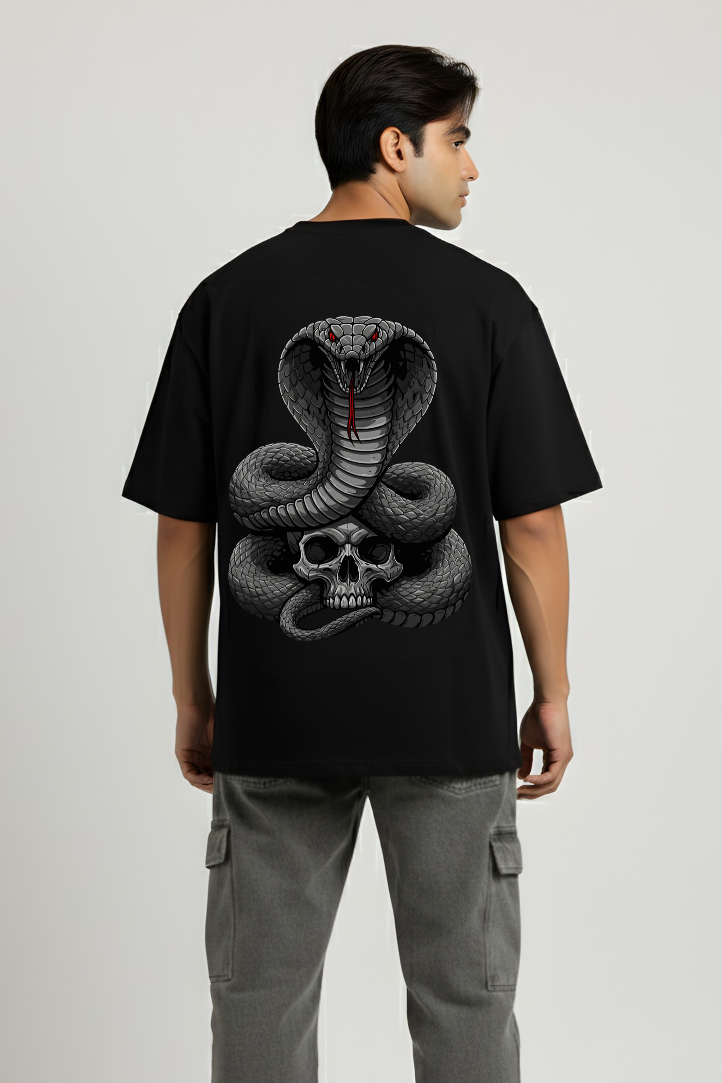 Men's Venomous Graphic Printed Oversized T-shirt